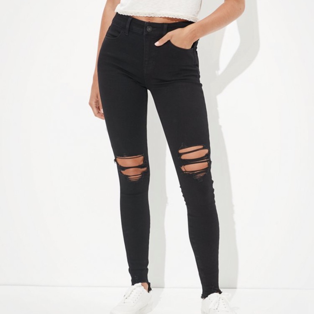 NWT American Eagle Destroyed Black The Dream Jean Hi-Rise Jegging Size 12 Short